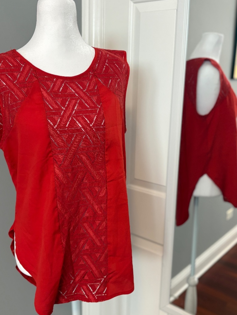 Banana Republic Pieced Lace Muscle Tank